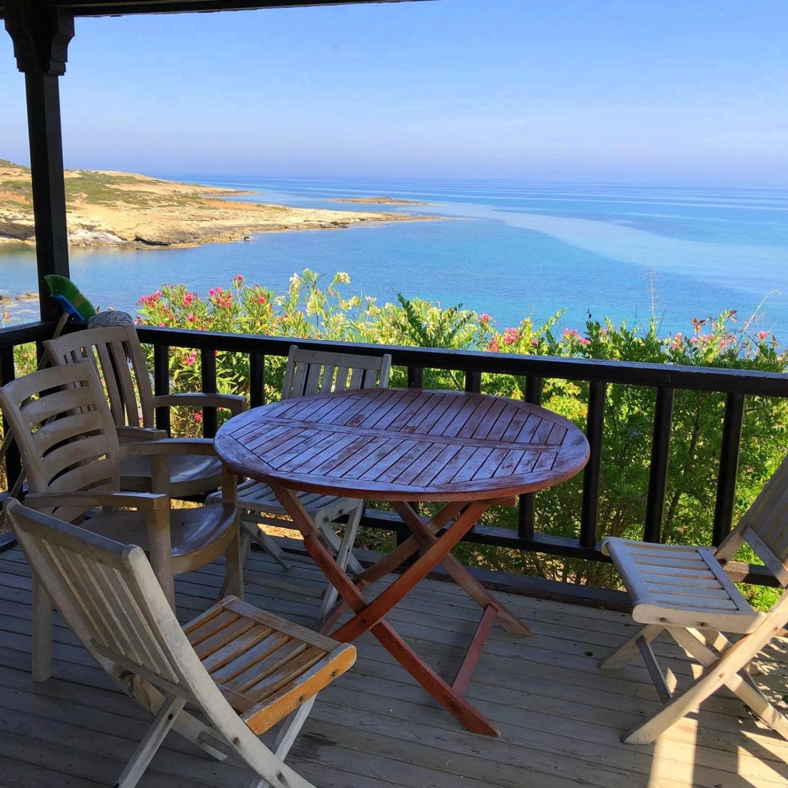 Zambak Holiday Village & Restaurant Superb Seafront Location ! Agios Georgios  Exteriör bild