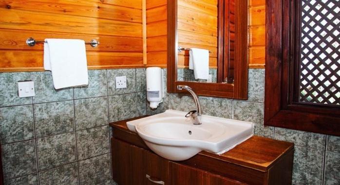 Zambak Holiday Village & Restaurant Superb Seafront Location ! Agios Georgios  Rum bild